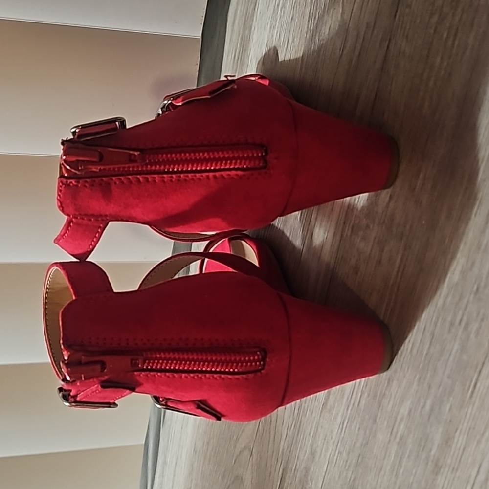✨️❤️Beautiful Sun + Stone Red Buckle & Zip Back Wedge Heels Size 5.5 - Picture 12 of 16